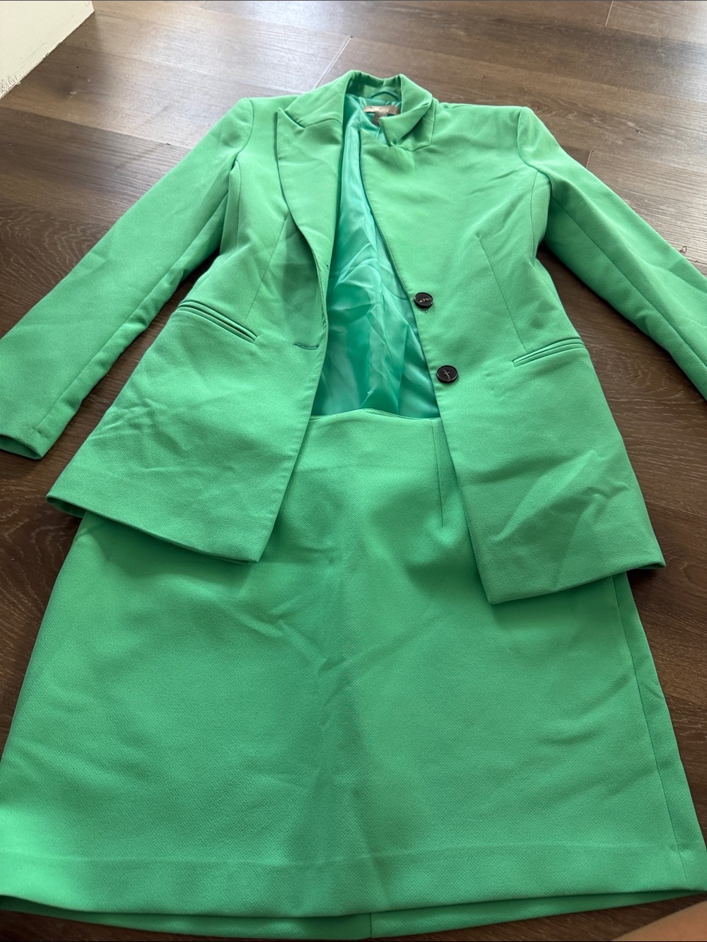 Women's Green Tailored Blazer and Skirt Set